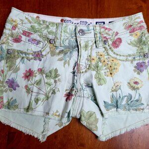 Miss Me ~ Sz 26 ~ Floral Shorts ~ NWOT
